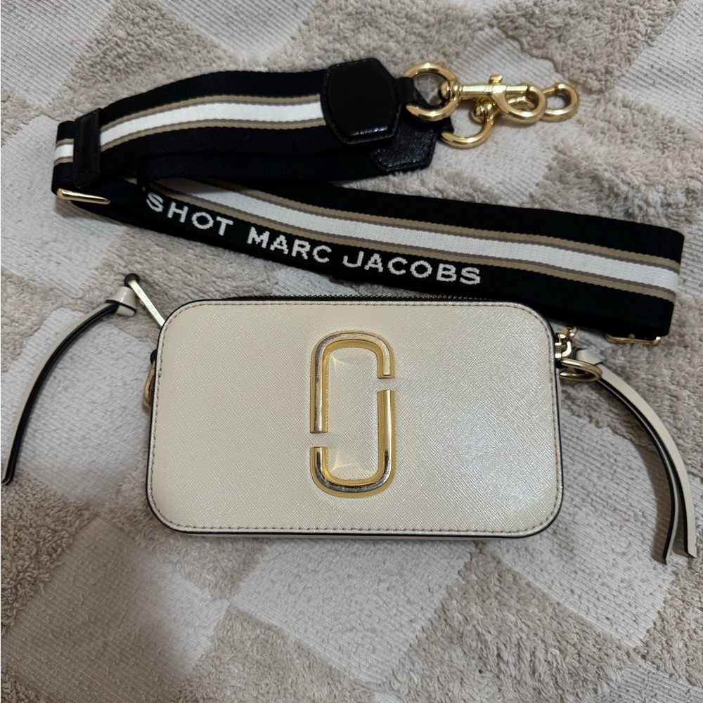 Marc Jacobs Cream and Gold Camera Bag